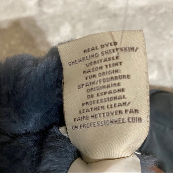 Ugg Shearling & Suede Gloves - Picture 9 of 9